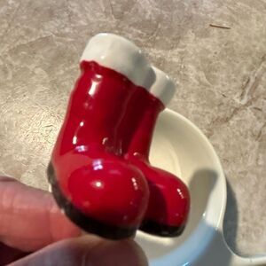 Faux NORA FLEMING Santa Boots Plate Decoration